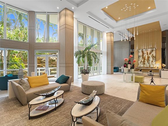 3rd image of 21055 Yacht Club Dr APT 1805