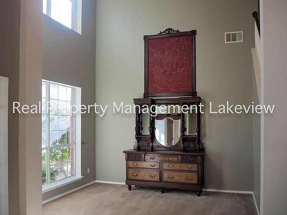 5th image of 7500 Waterside Pl
