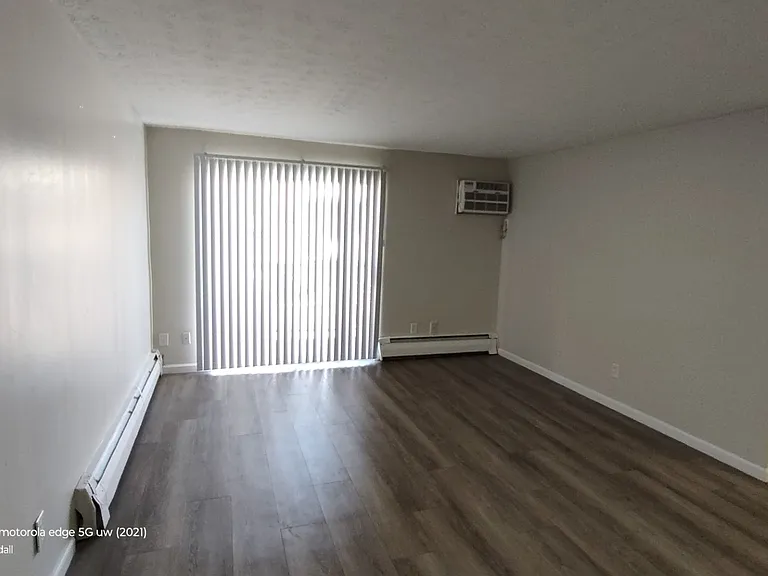 Coachwood Apartments — Photo 16