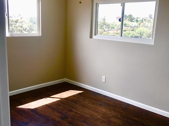 4th image of 5588 Zircon St