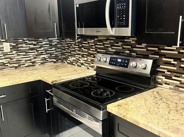 3621 NW 95th Ter APT 523