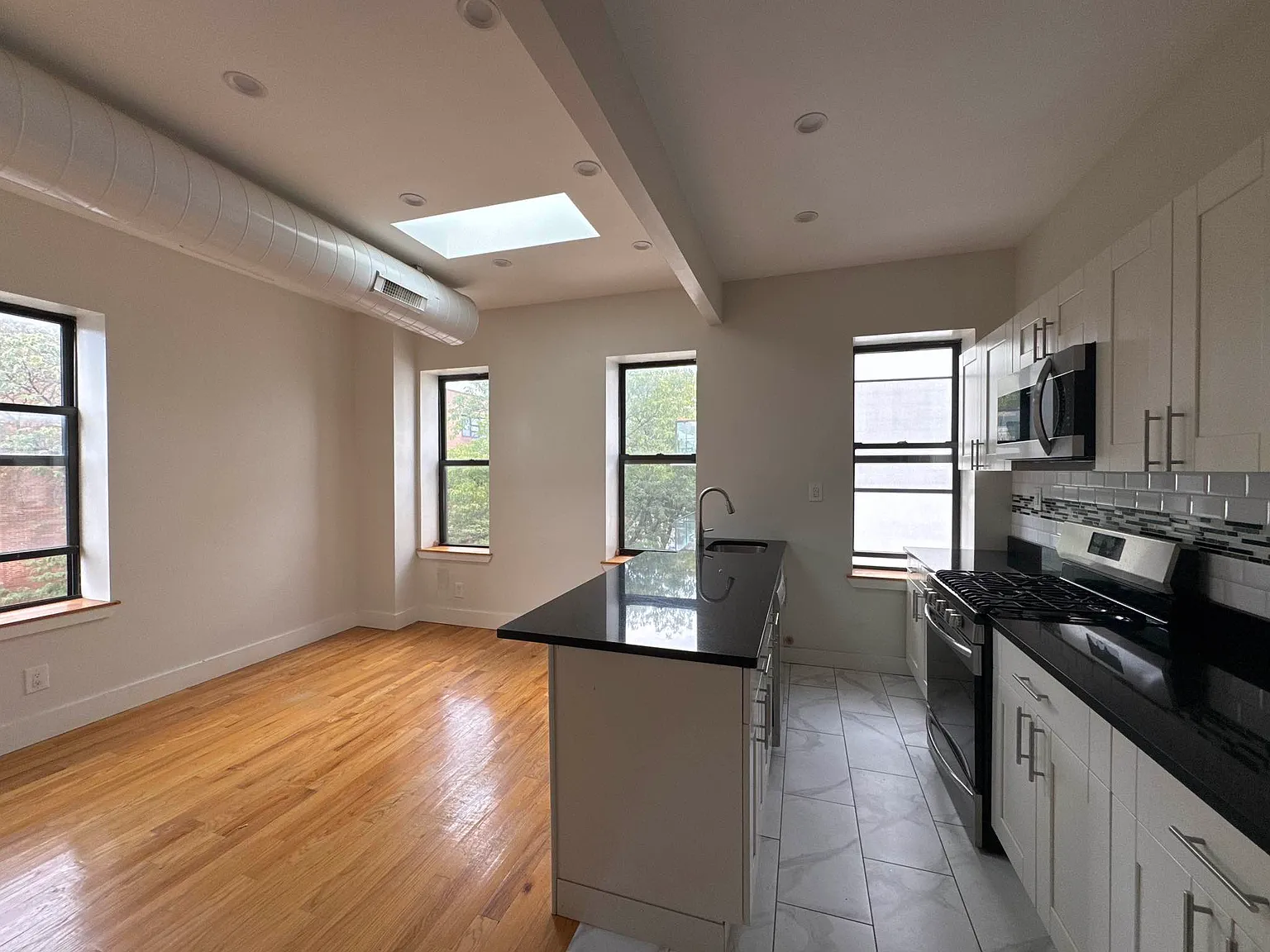 610 Monroe Street — Photo 3