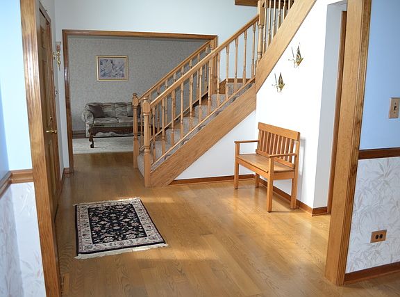 4th image of 790 S Prospect Ave
