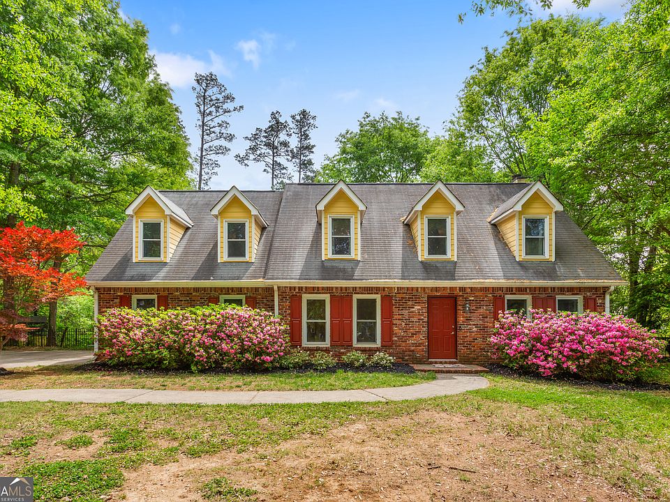 1st image of 314 Devon Ct