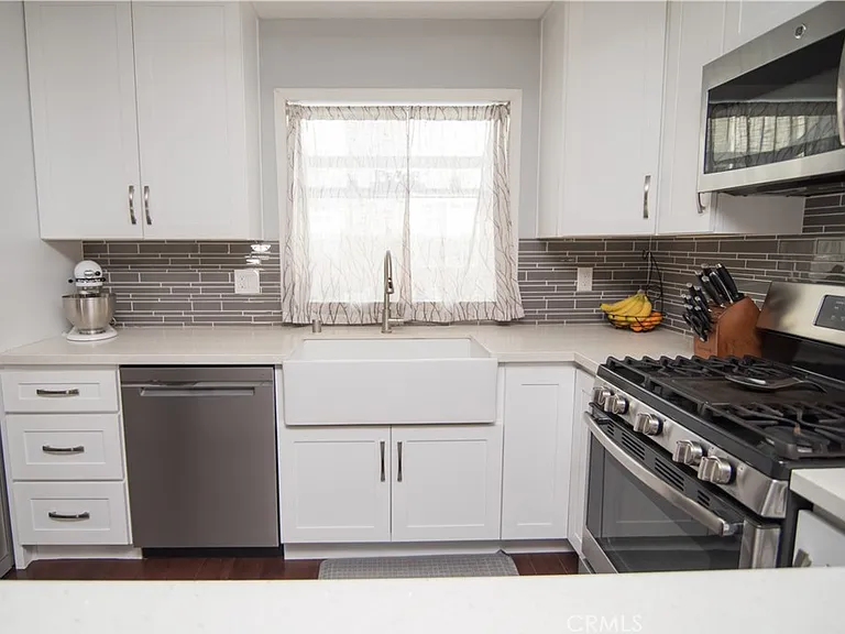 2330 Vanguard Way #A103 — Photo 4