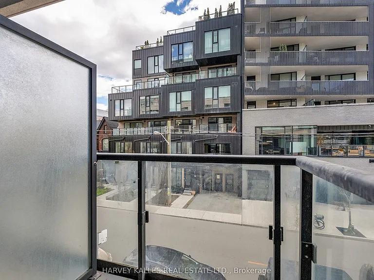 8 Dovercourt Rd #222 — Photo 32