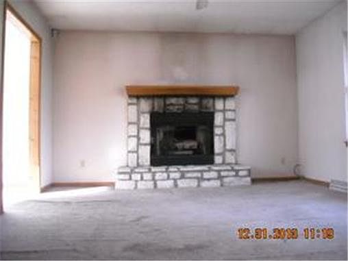 5th image of 8009 E 118th Ter