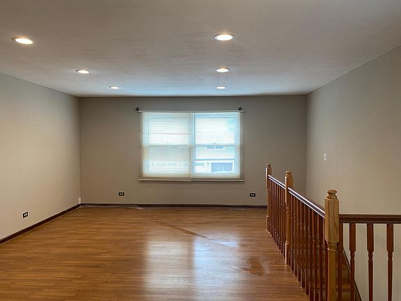 living room with newly installed Recess lights