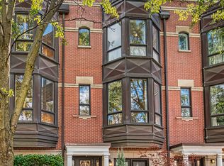 339 W Scott St, Chicago, IL 60610