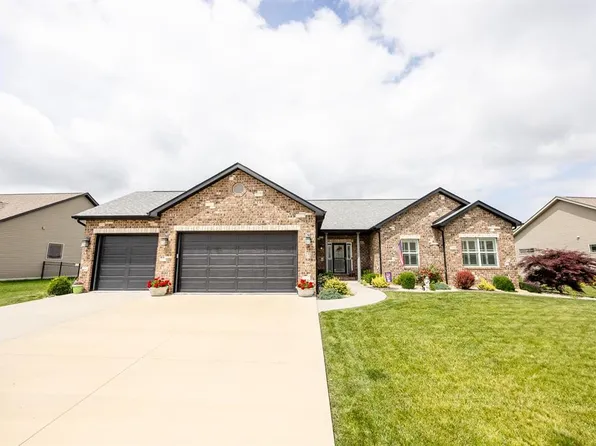 351 Canadian Dr, Staunton, IL 62088