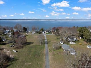 36 2nd St, Lancaster, VA 22503