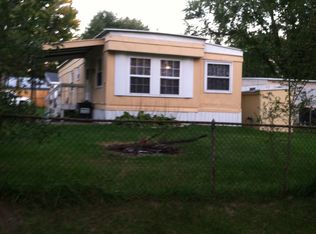 1705 Sandy Shr, Brighton, MI