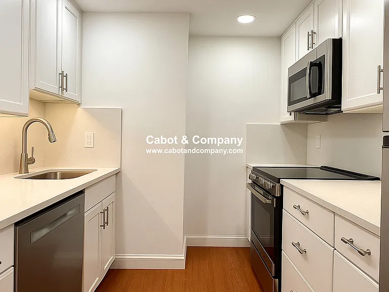 231 Beacon St #3 — Photo 5