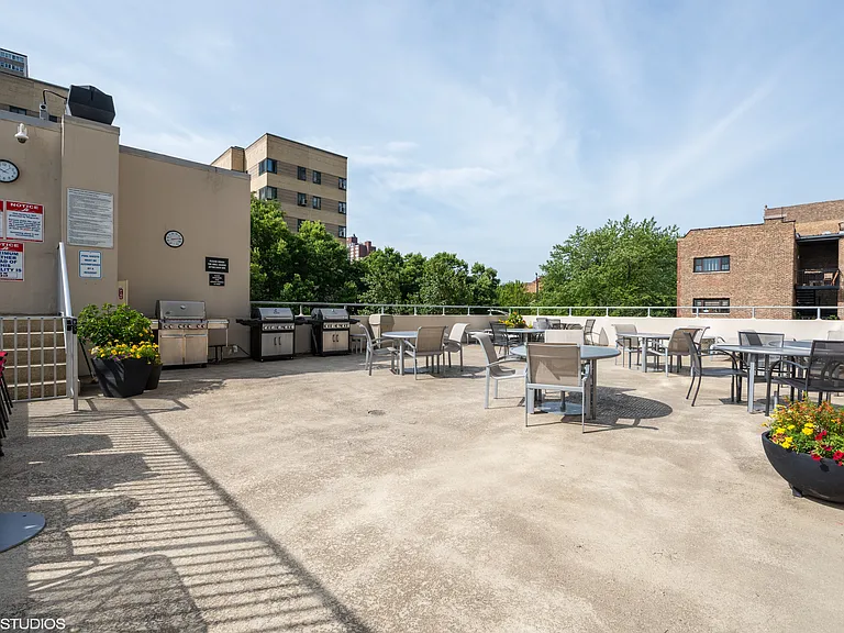 5100 N Marine Dr #4J — Photo 10