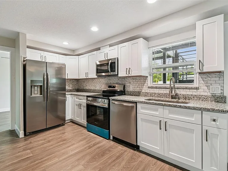 650 E Tarpon Ave #C1 — Photo 19