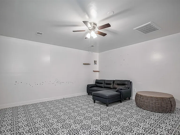 17046 Applecross Ln — Photo 20