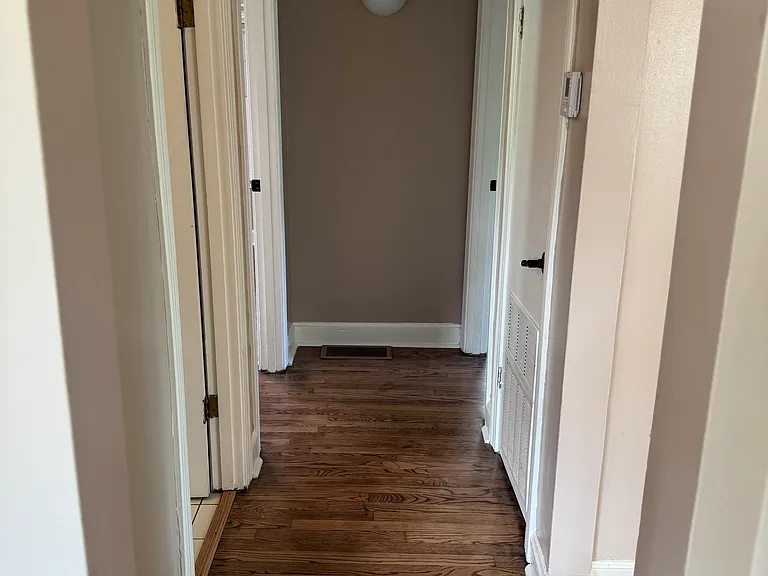 1618 Grove Ave — Photo 7
