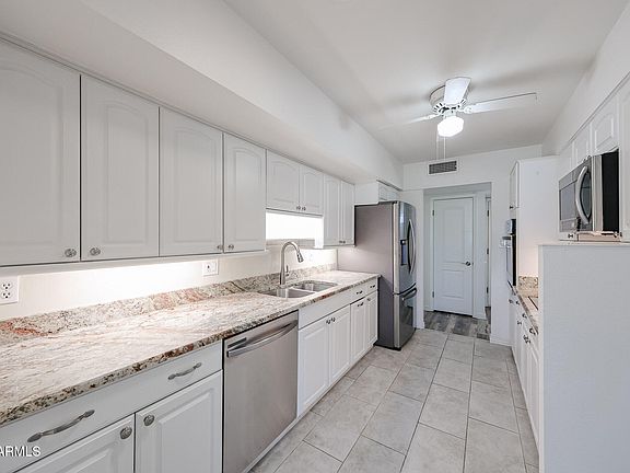 2nd image of 12411 N AUGUSTA Drive