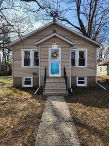 910 Lakeview Dr, Portage, MI, 49002