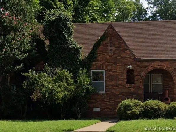 235 Waverly Dr, Tulsa, OK 74104