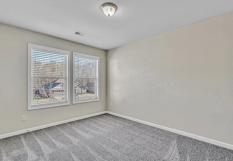 138 Bermuda Lakes Dr — Photo 19