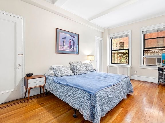 4th image of 215 W 90th St APT 2C