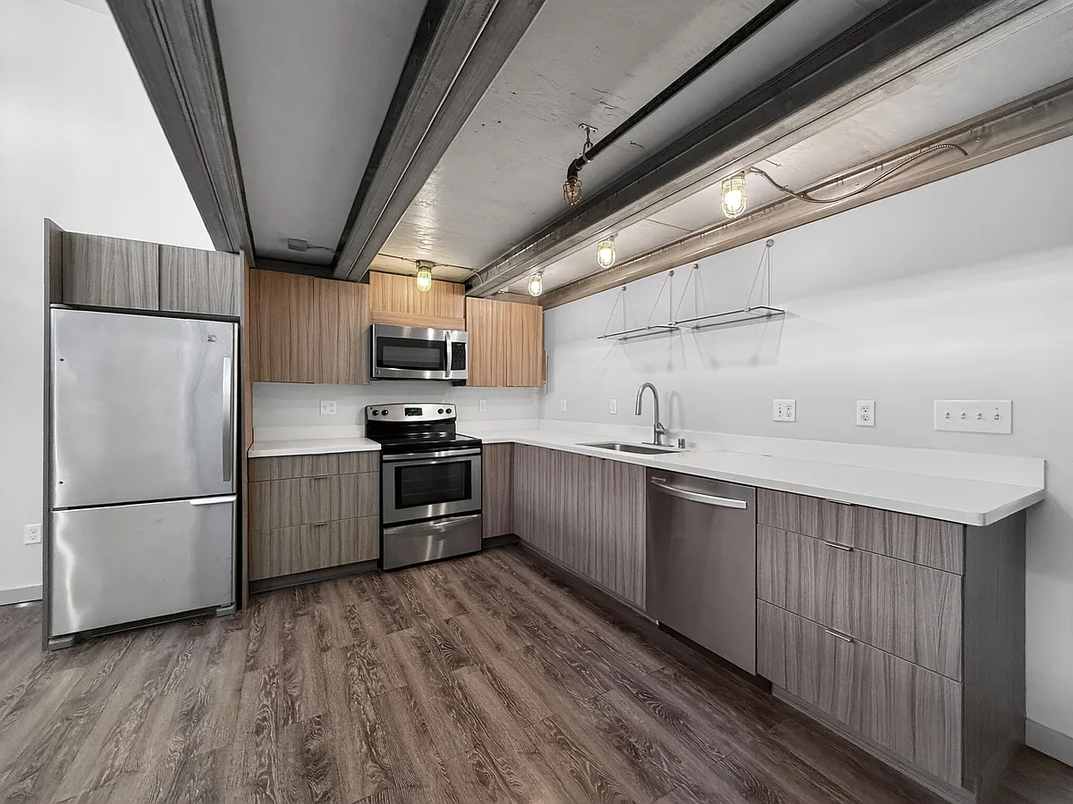 Building Photo - 2110 W Dravus St #4