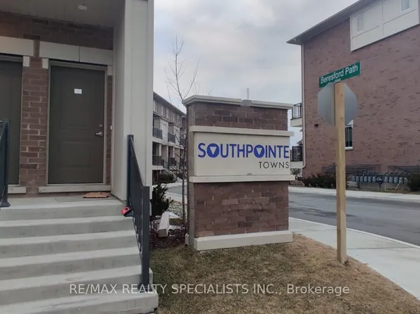 490 Beresford Path #1, Oshawa, ON L1H 0B2