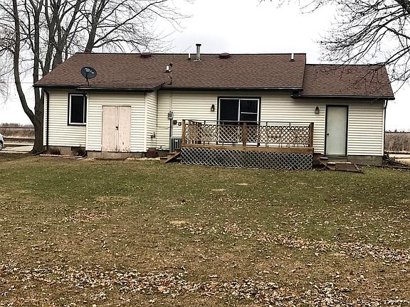 3rd image of 908 W Railroad Ave