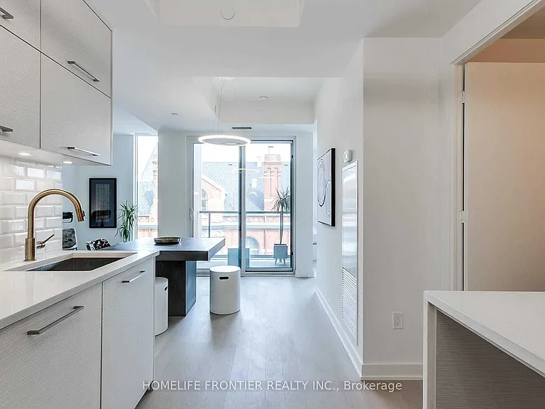 106 Dovercourt Rd #517 — Photo 10