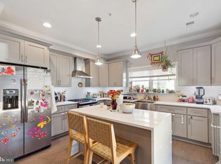 1400 S 24th St, Philadelphia, PA 19146