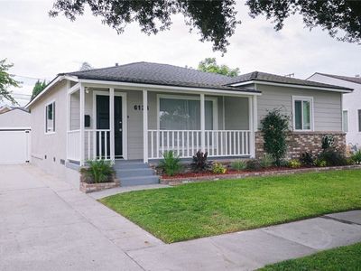6123 Bellflower Blvd, Lakewood, CA, 90713
