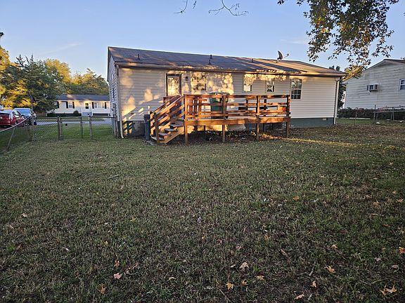 2nd image of 4702 Craddock Ave