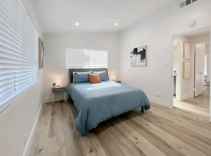 20435 Miranda St — Photo 10
