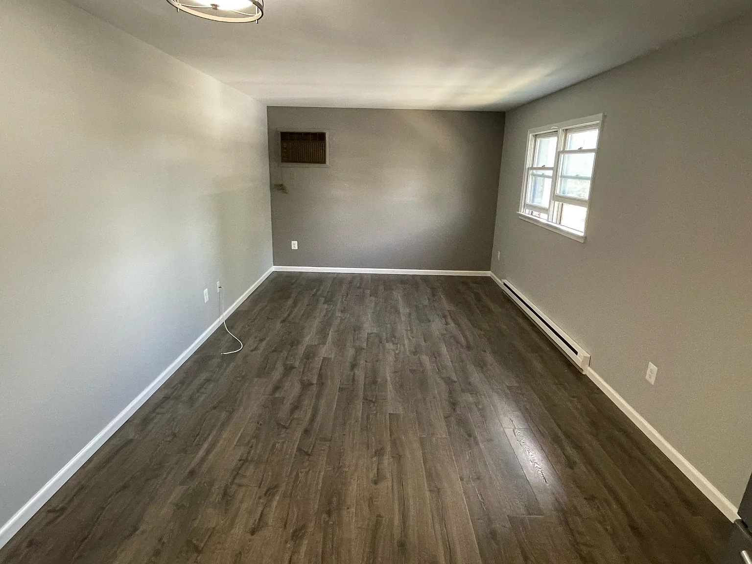 Josephs Real Estate Holdings - 1045 - Apt #6 — Photo 2