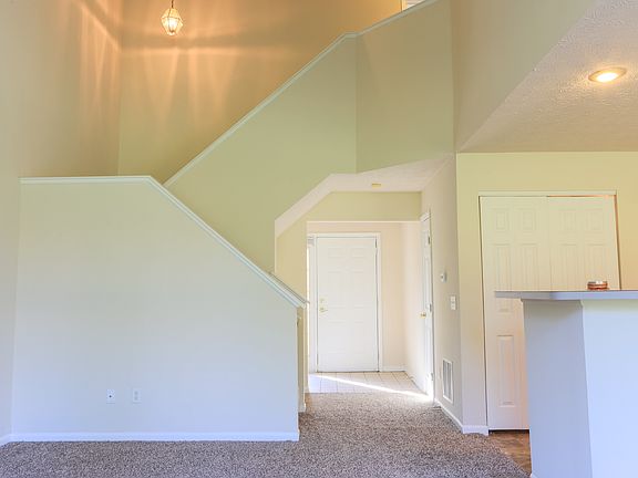 4th image of 2695 Diamond Cut Dr APT 2
