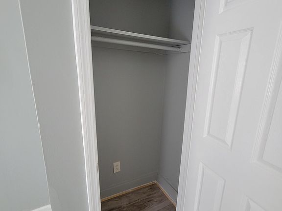 4th image of 114 Milford Ave APT 1