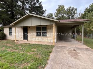 95 Neal St, Greenwood, AR 72936
