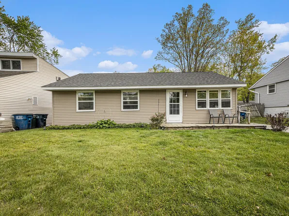 326 Hickory St, Michigan City, IN 46360