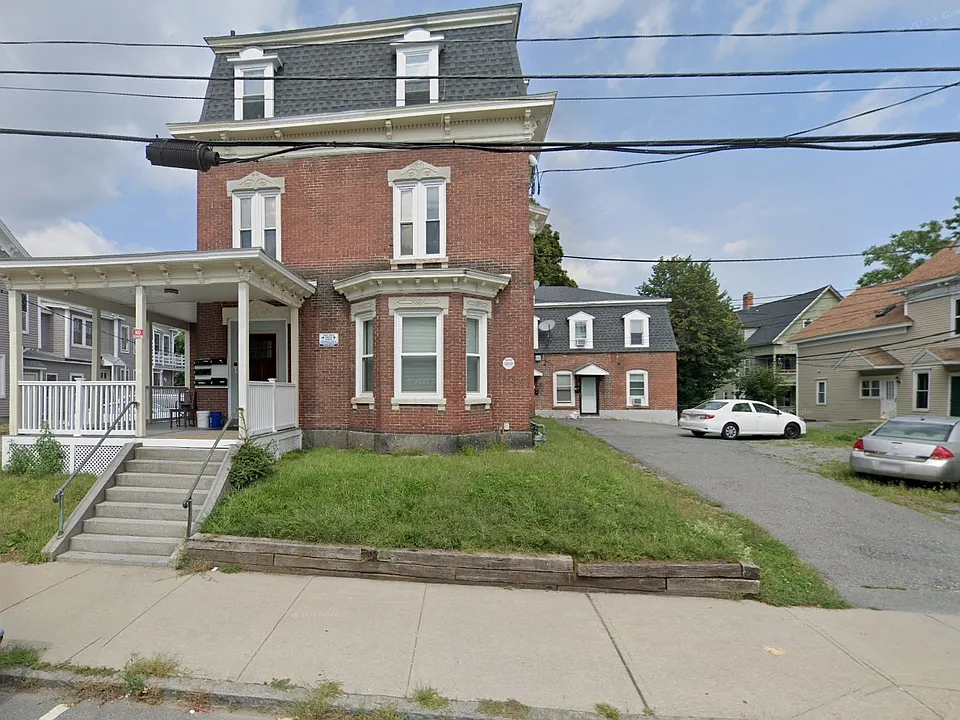 51 Pearl St #8