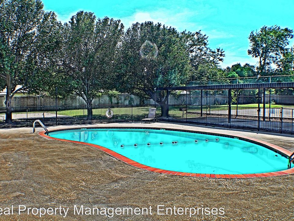 1st image of 4807 Kristie Dr APT 52