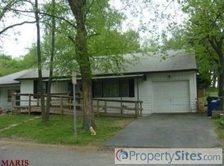 202 Ballman Ave, Saint Louis, MO 63135