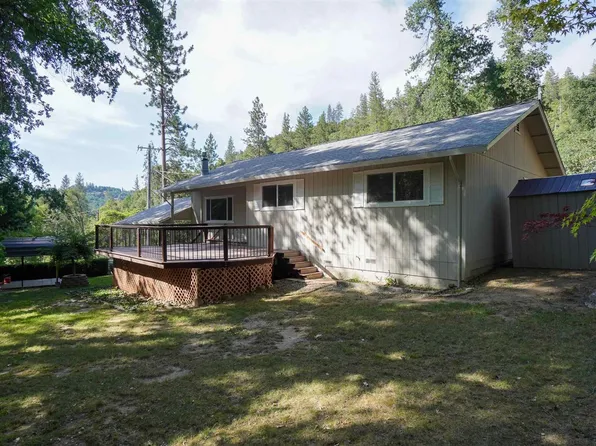 20553 Enchanted Ct, Tuolumne, CA 95379