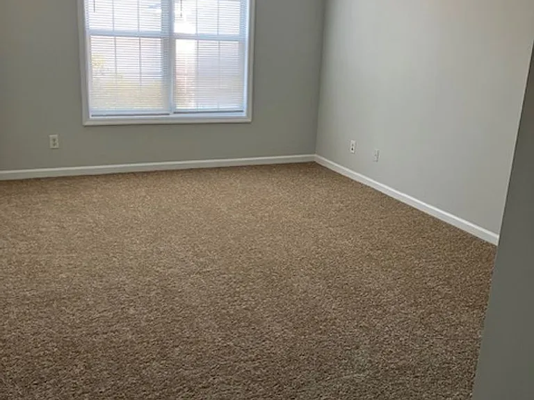 901K Litchfield Way — Photo 7