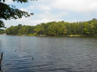 17710 Leggett Rd, Montville, OH 44064