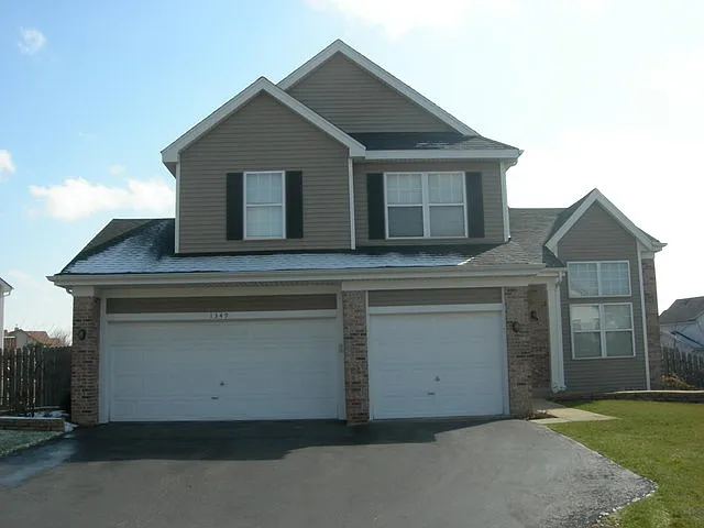 1349 Vernon Ln photo 1