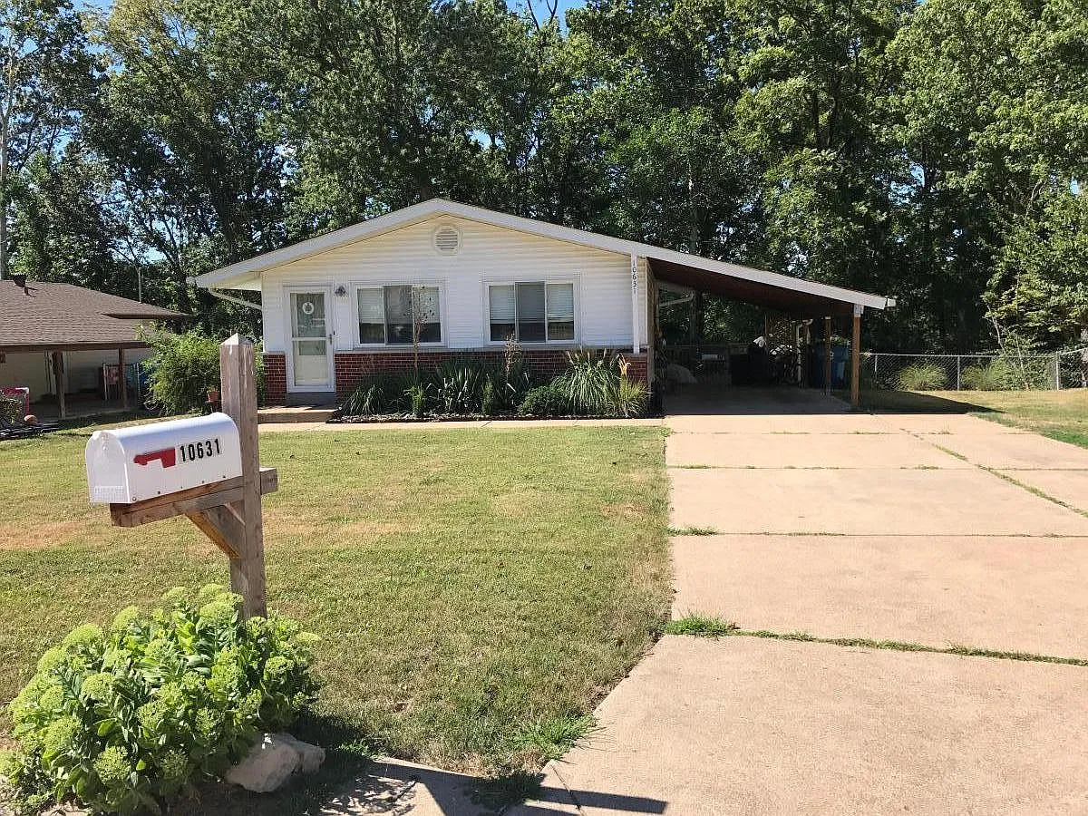 10631 Thayer Dr photo 1