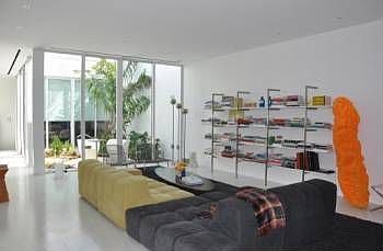 4th image of 1111 Lincoln Road 1 #[2/2/1]