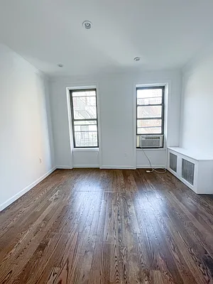 Rented by Urban Real Estate Inc | media 5