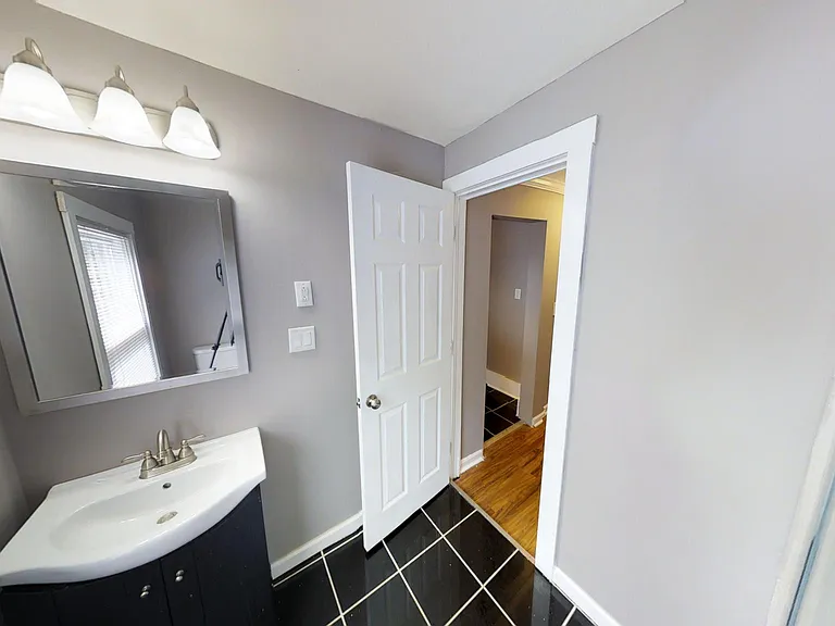 105 Comstock Ave #2 — Photo 7